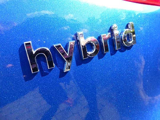 Hyundai Ioniq Review, Hyundai Ioniq Hybrid Badge