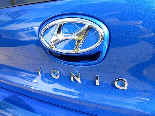 Hyundai Ioniq Review, Hyundai Ioniq Badge