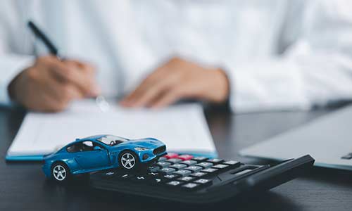 Does car finance build your credit score?