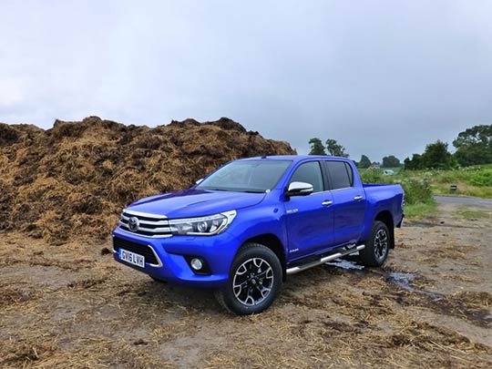Toyota Hilux Review Offroad