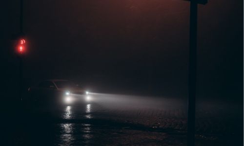 Fog lights: What are they and when should you use them?
