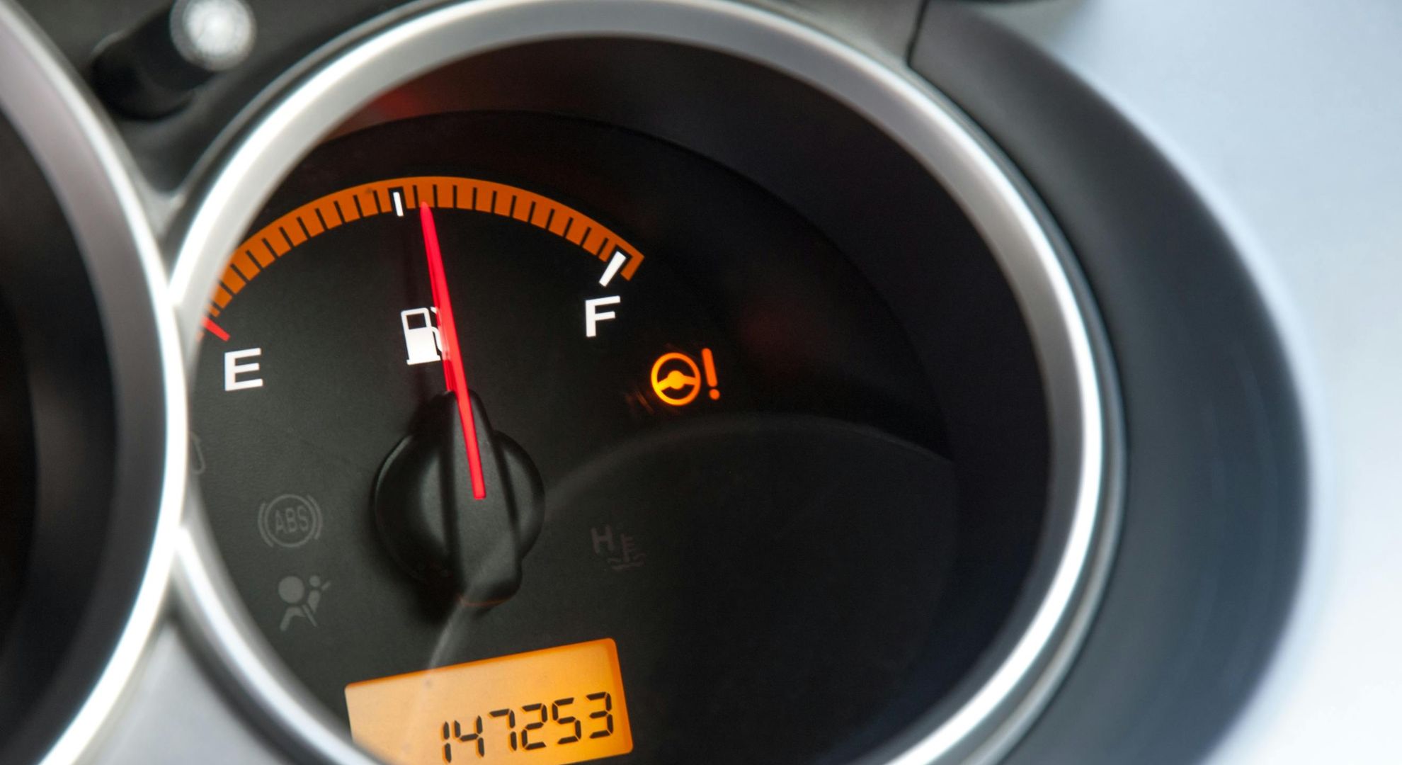 Fuel gauge