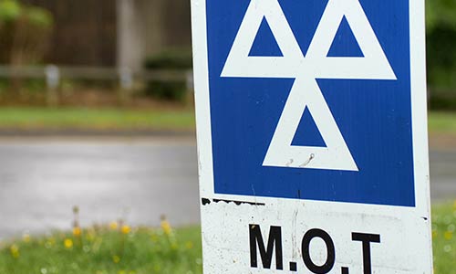 Can you tax a car without an MOT?