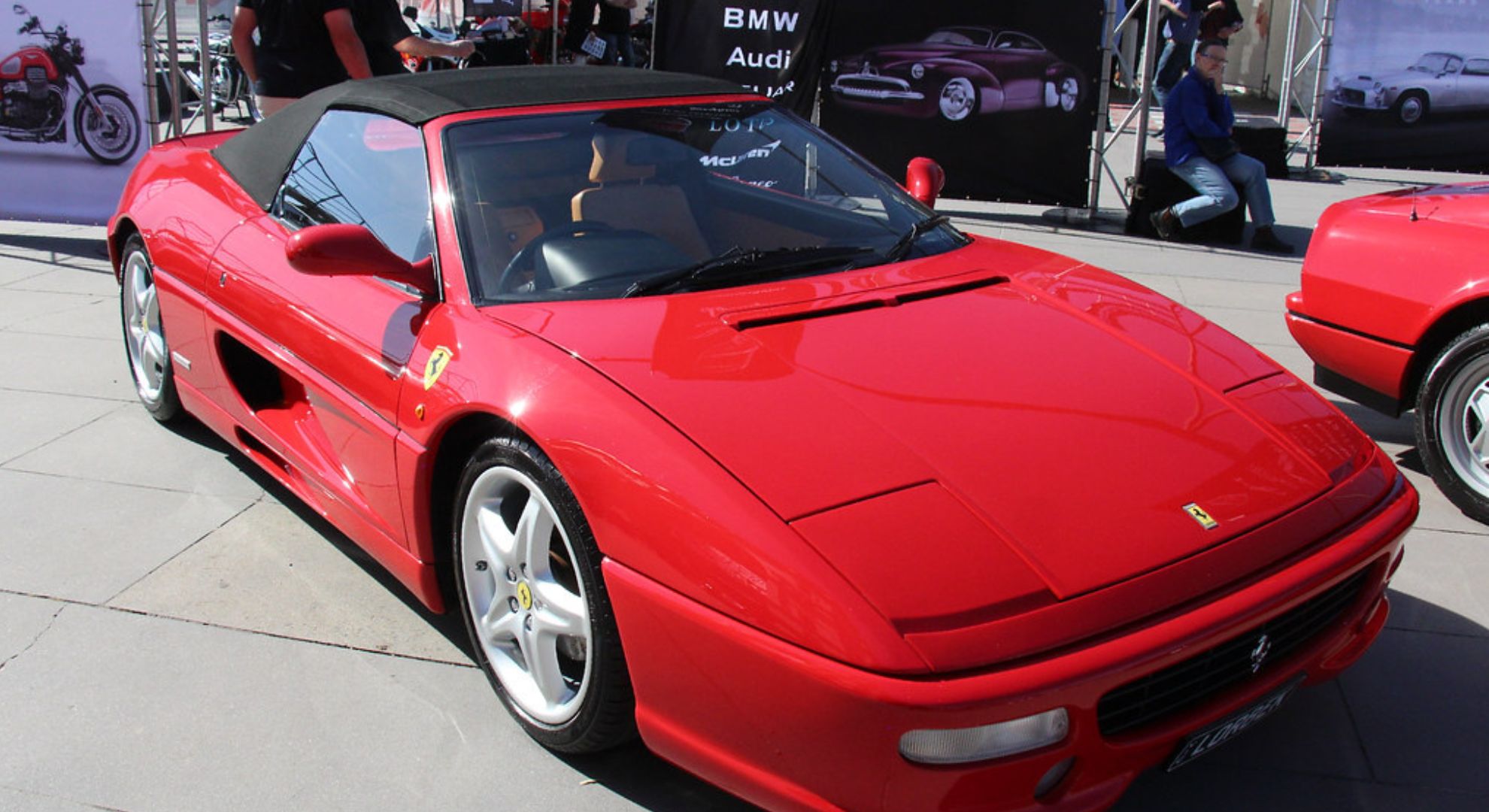 Ferrari F355